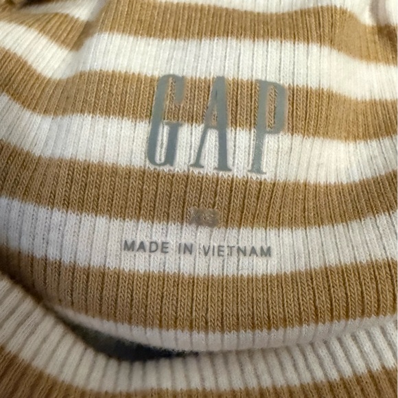 GAP Mock Neck Puff Sleeves Ribbed Tan and White Striped Long Sleeve Top - Picture 8 of 9